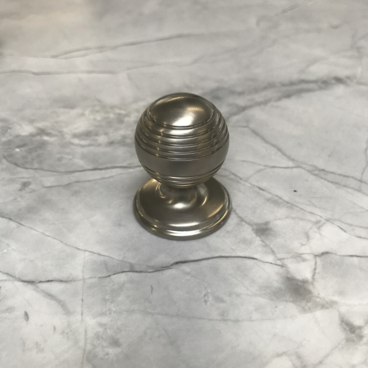 PERRIN & ROWE - 37 x Large reeded cabinet knobs 32mm x 45mm in Pewter NZ183